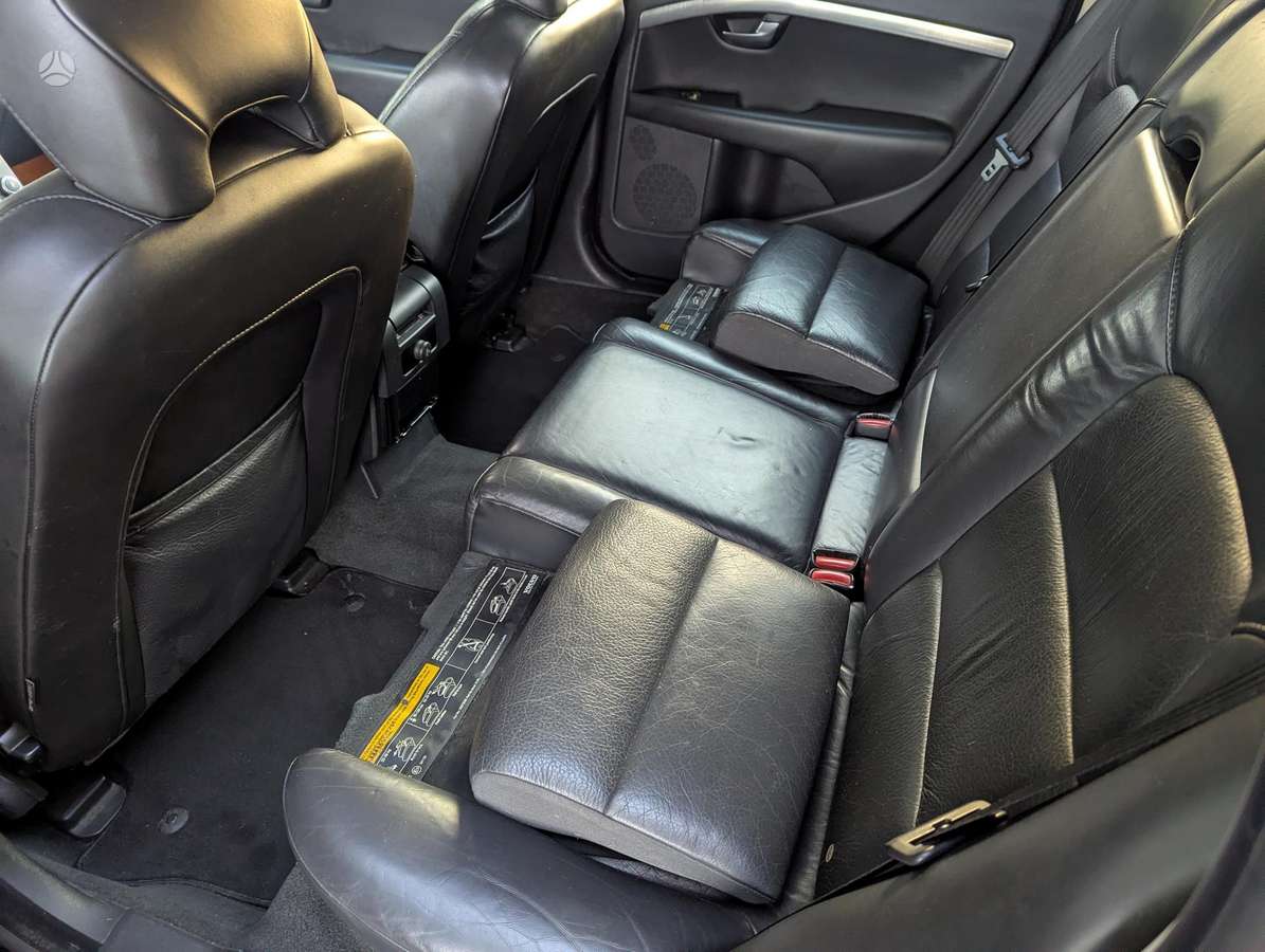 Volvo V70 2008 — photo 13