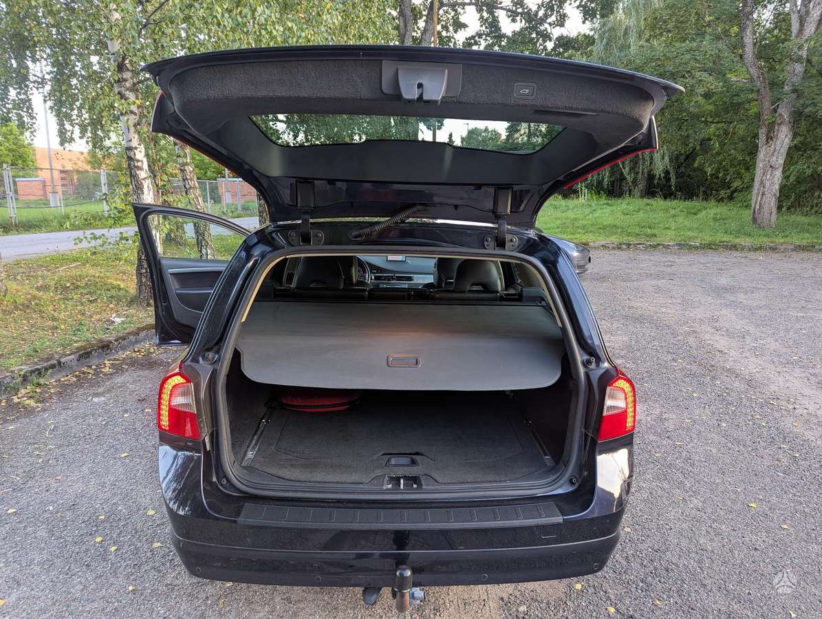 Volvo V70 2008 — photo 15