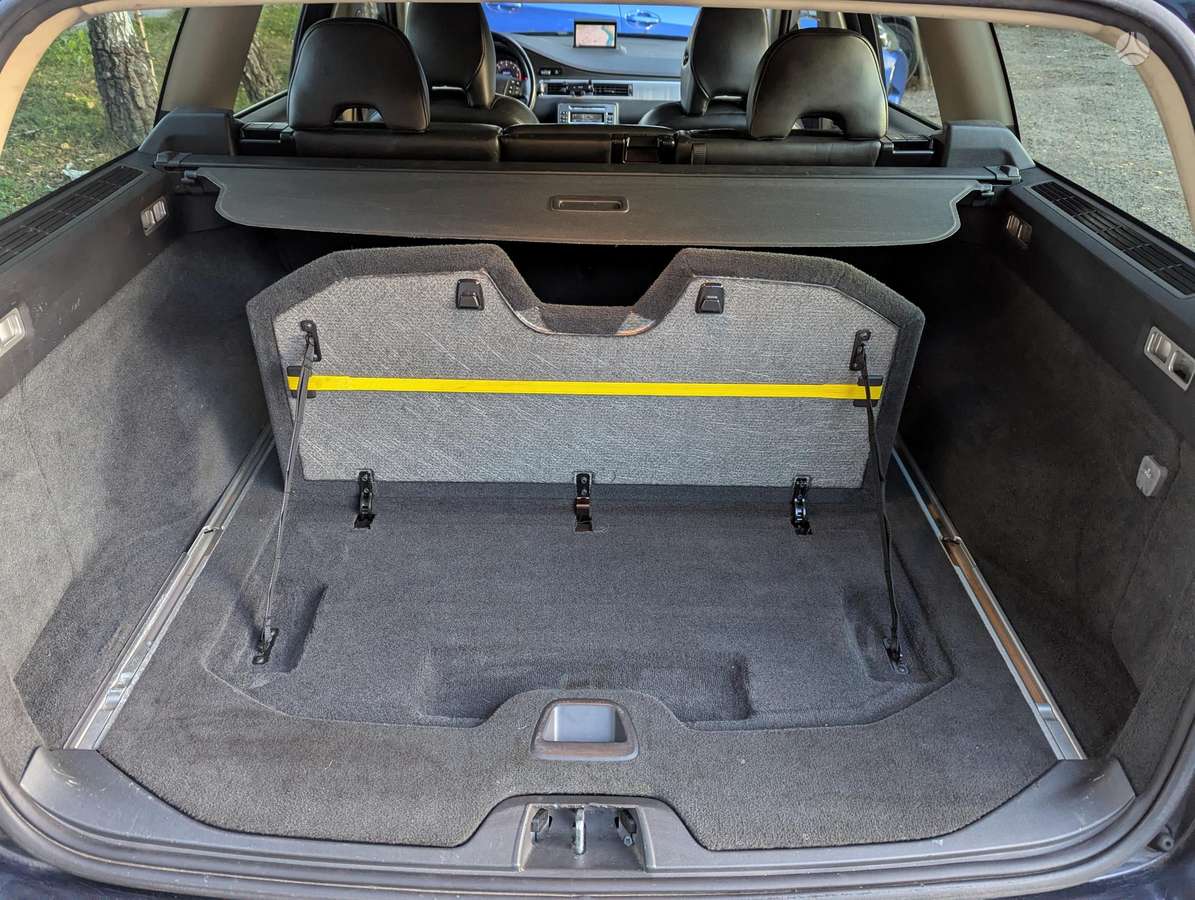 Volvo V70 2008 — photo 17