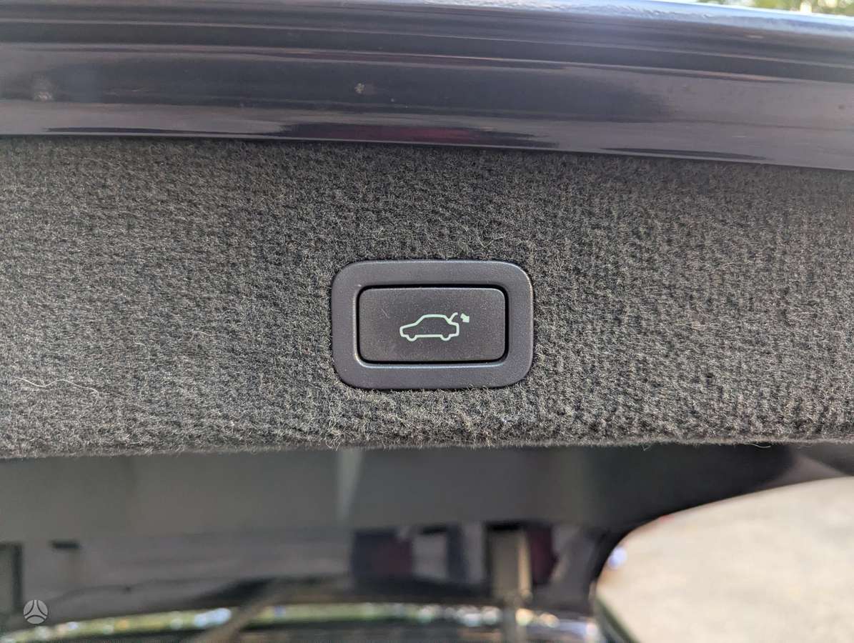 Volvo V70 2008 — photo 19