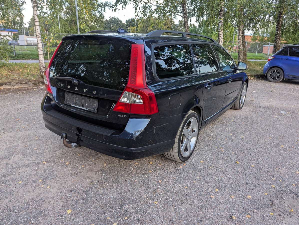 Volvo V70 2008 — photo 6
