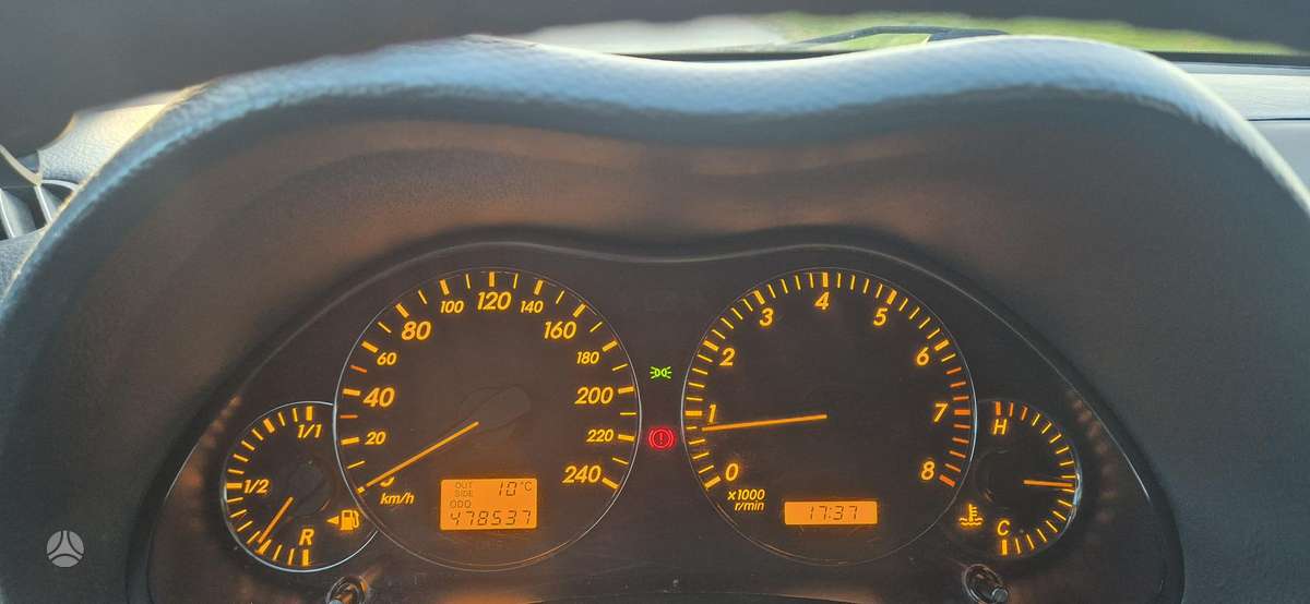 Toyota Avensis 2006 — photo 7