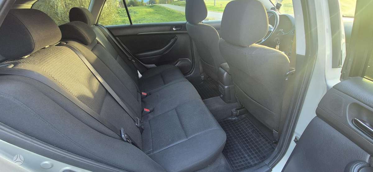 Toyota Avensis 2006 — photo 9