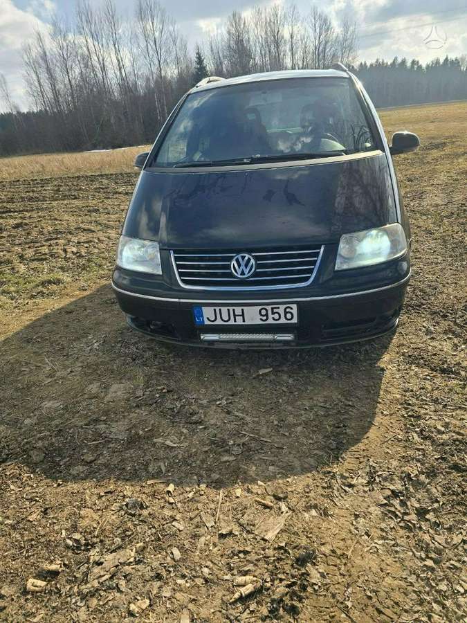 Volkswagen Sharan 2006 — двигун 1968 cm³, 140 HP (103kW)