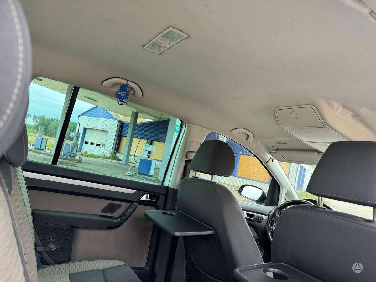 Volkswagen Touran 2007 — photo 10