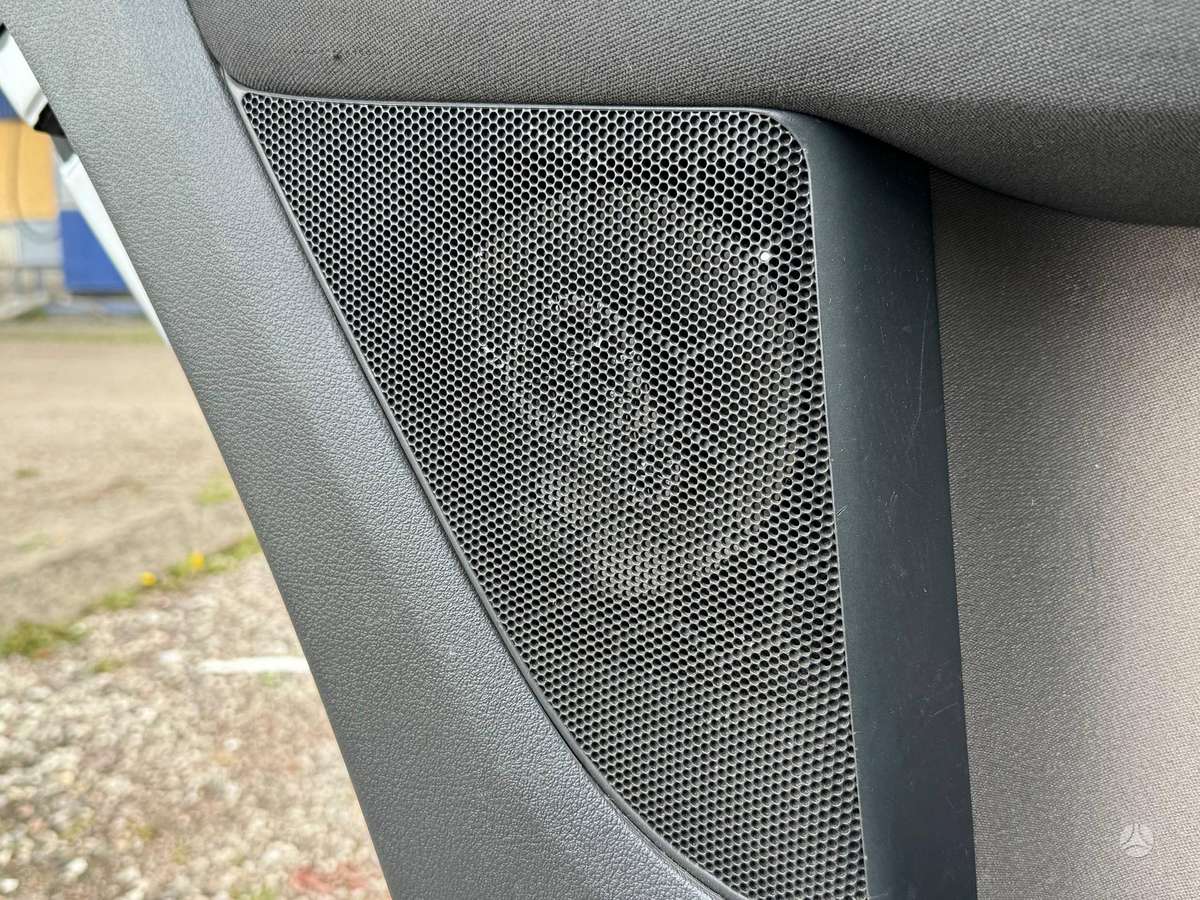 Volkswagen Touran 2007 — photo 12