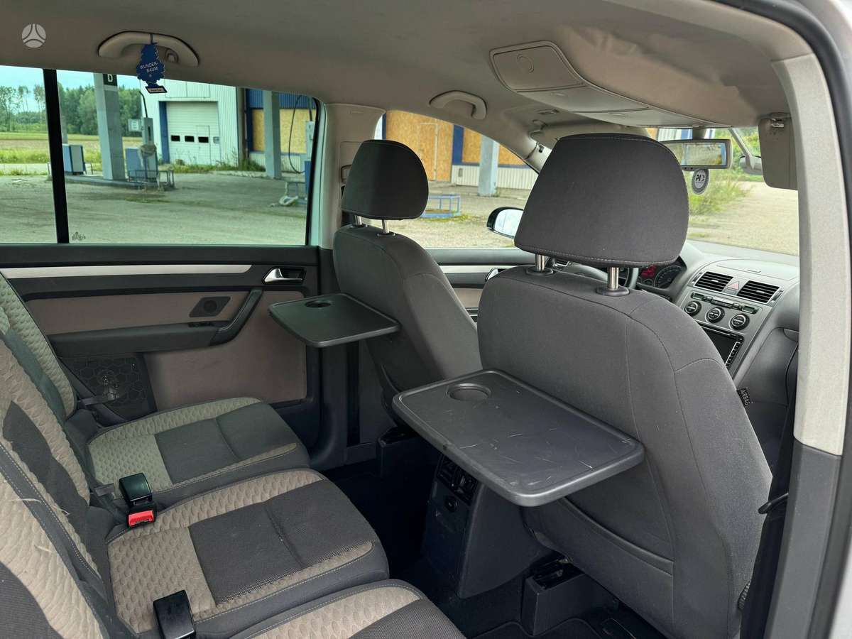 Volkswagen Touran 2007 — photo 9
