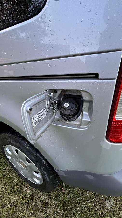 Volkswagen Caddy 2006 — photo 11