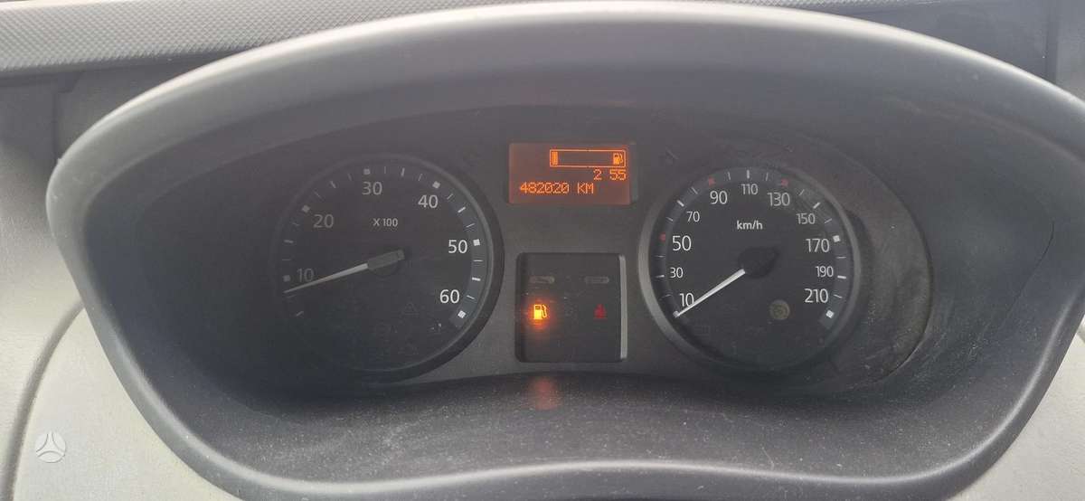 Renault Trafic 2014 — photo 11
