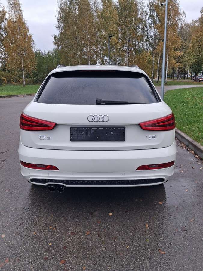 Audi Q3 2012 — двигун 1984 cm³, 170 HP (125kW)