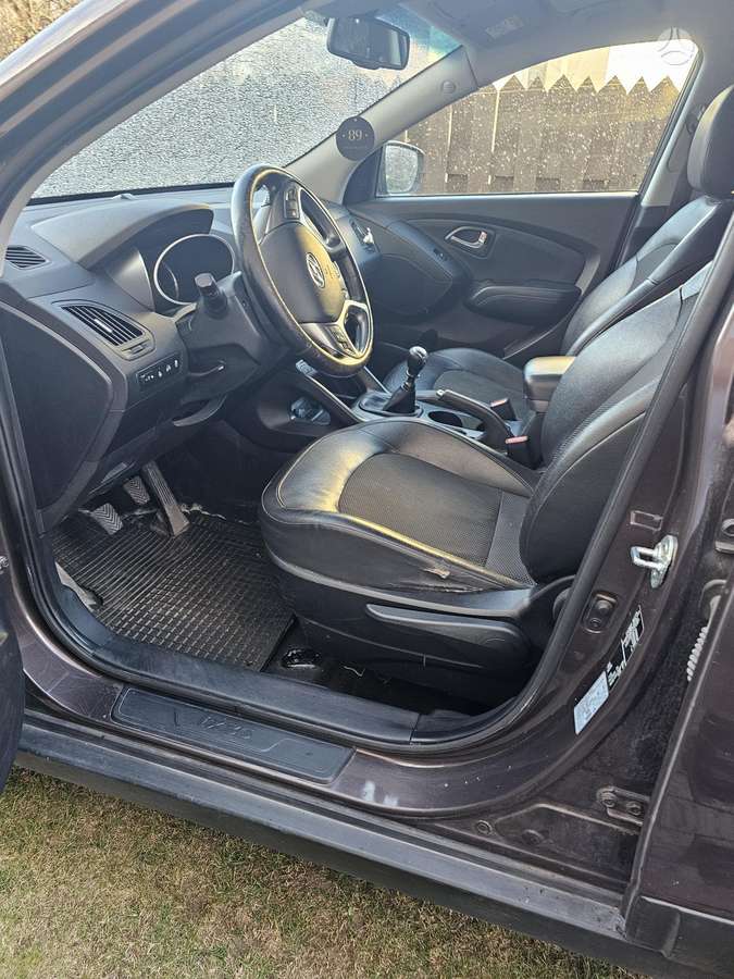 Hyundai ix35 2015 — photo 14