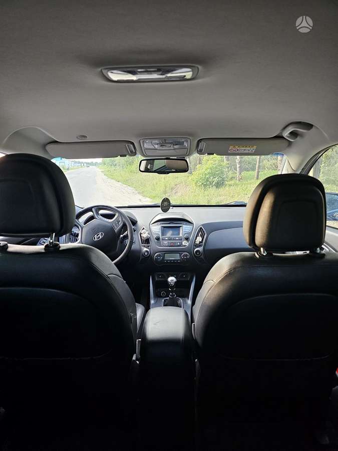 Hyundai ix35 2015 — photo 9