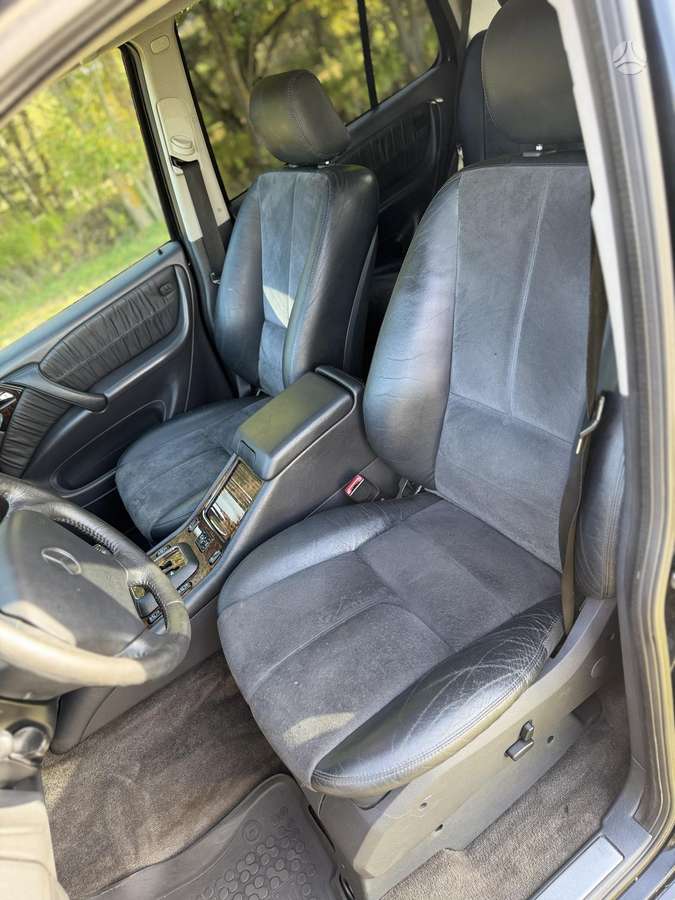 Mercedes-Benz ML270 2004 — photo 22