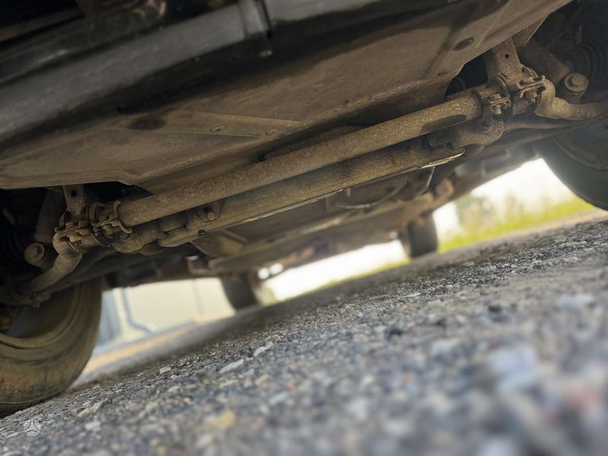 Mercedes-Benz ML270 2004 — photo 28