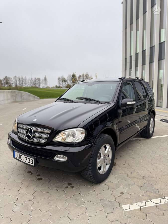 Mercedes-Benz ML270 2004 — photo 8