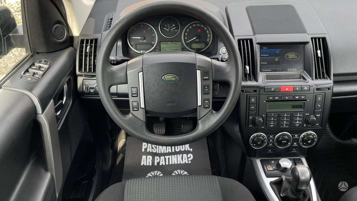 Land Rover 2010 — photo 34