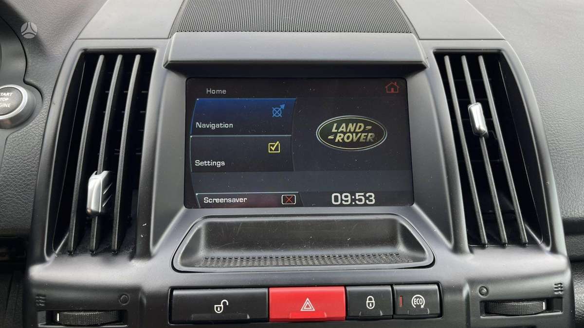 Land Rover 2010 — engine 2179 cm³, 160 HP (118kW)