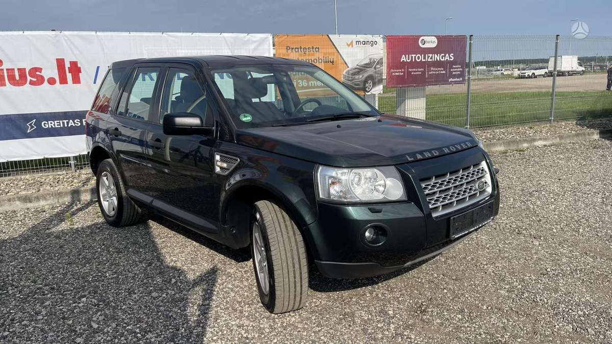 Land Rover 2010 — photo 7