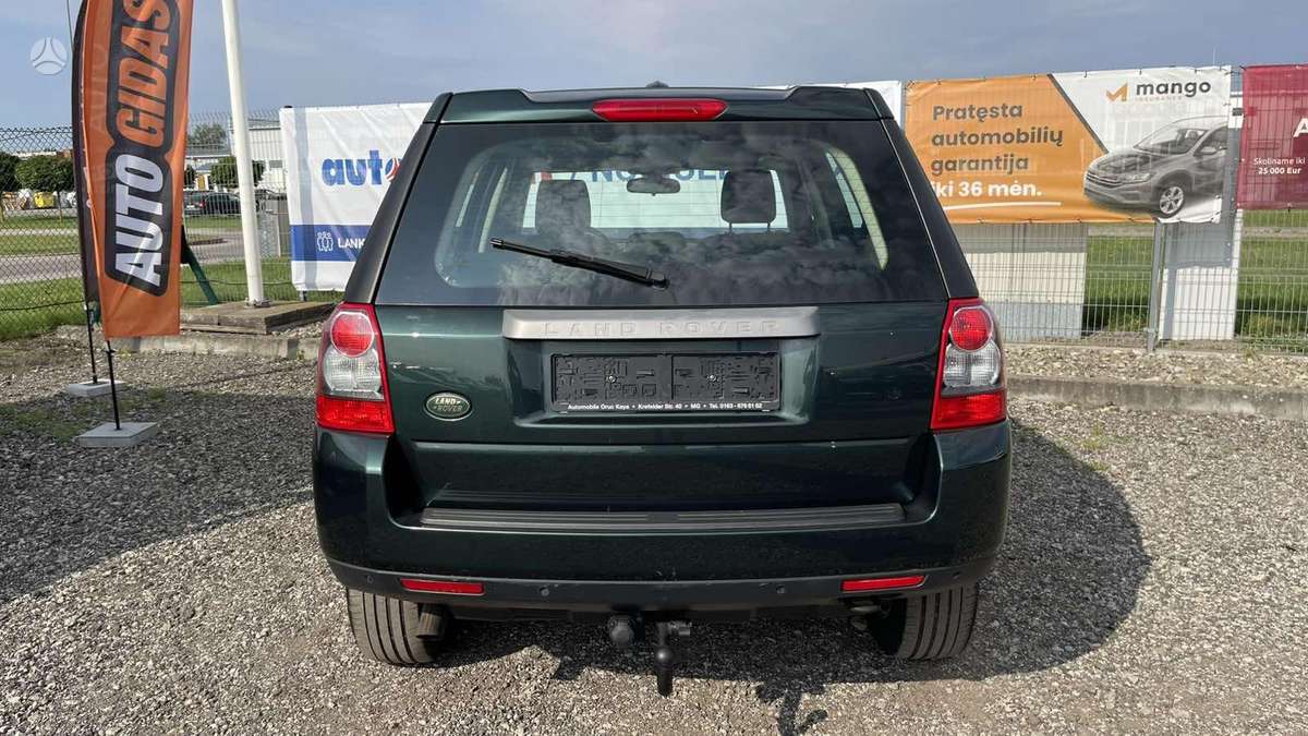 Land Rover 2010 — photo 9