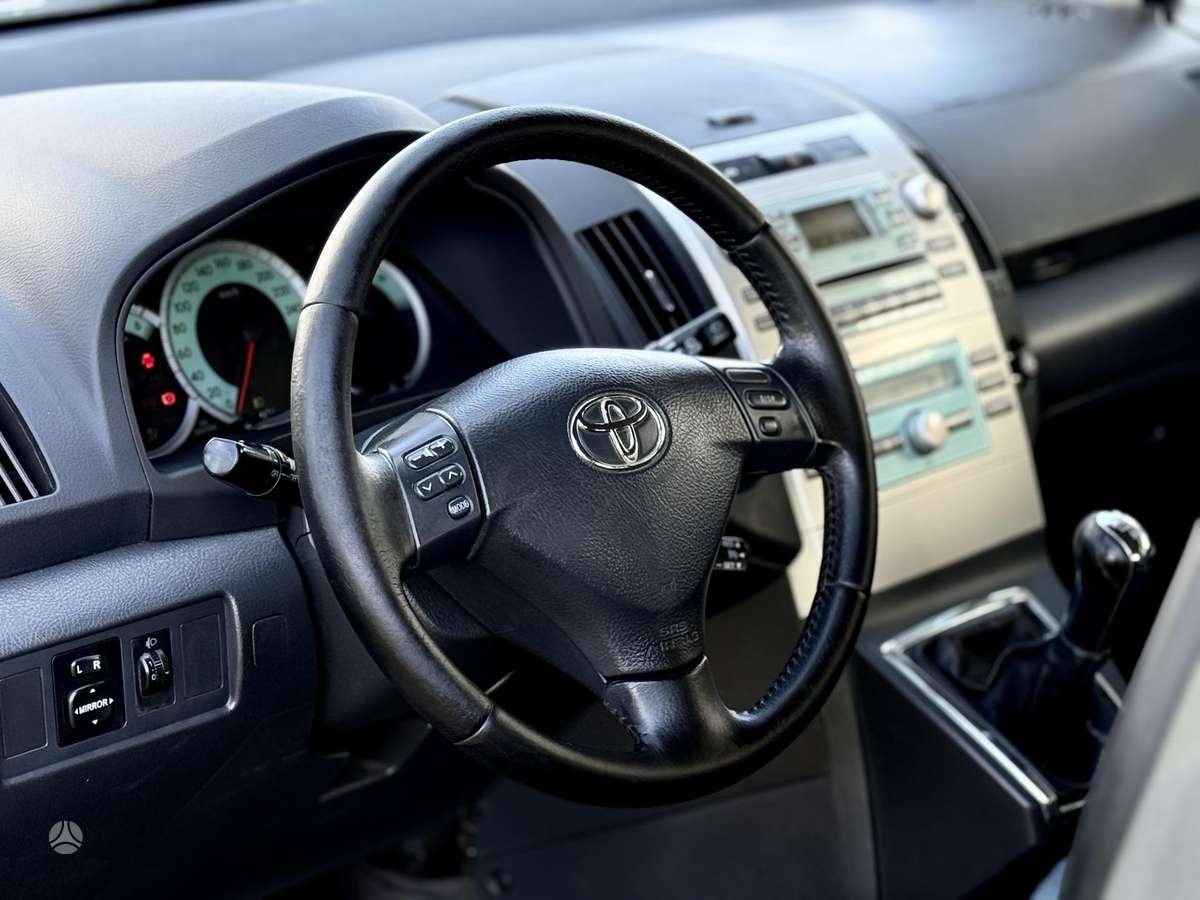Toyota Corolla 2006 — photo 10