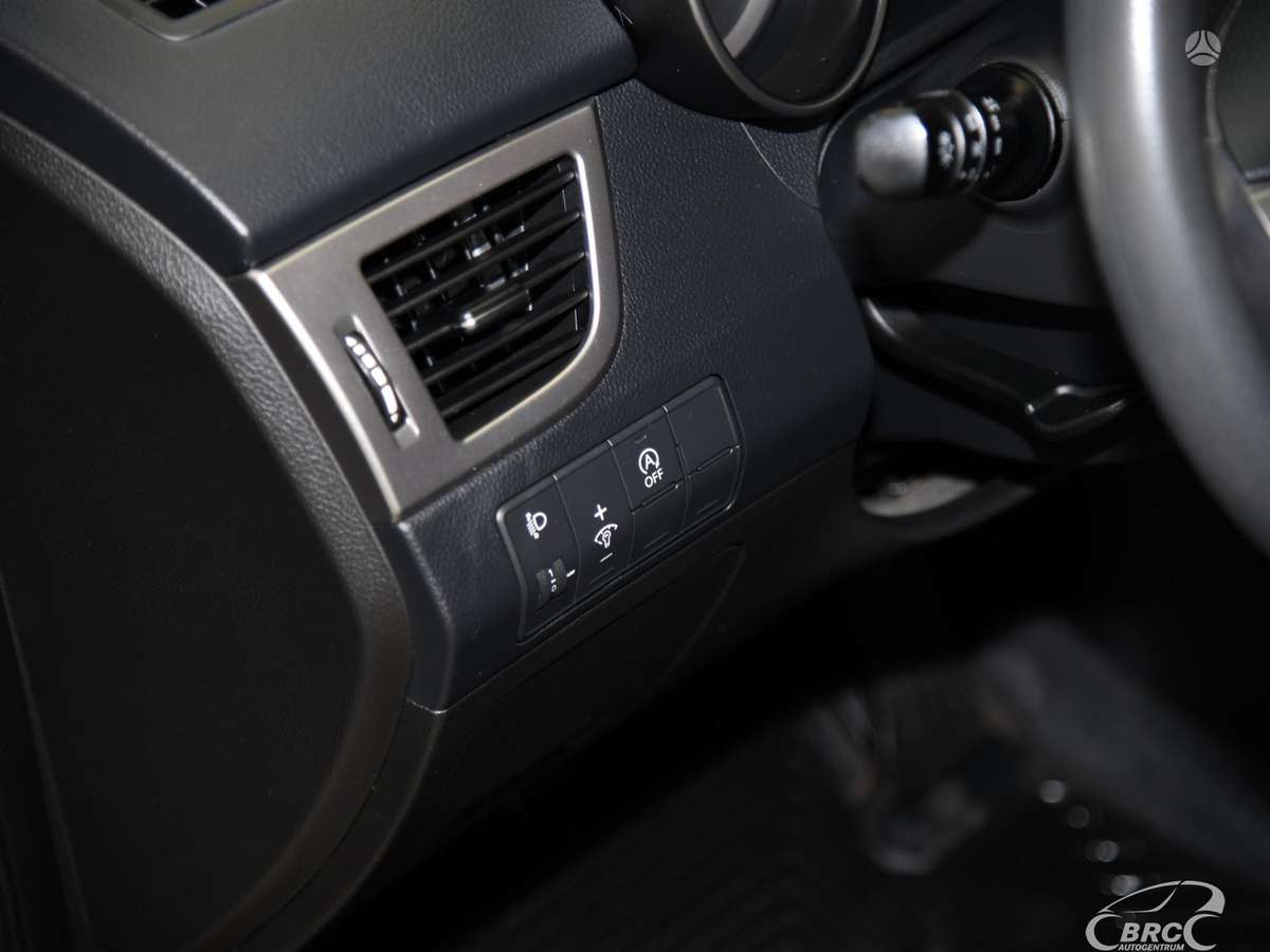 Hyundai i30 2012 — photo 25