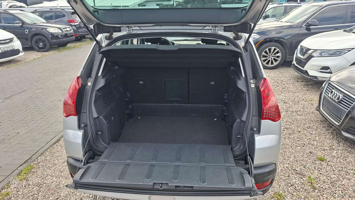 Peugeot 3008 2011 — photo 21