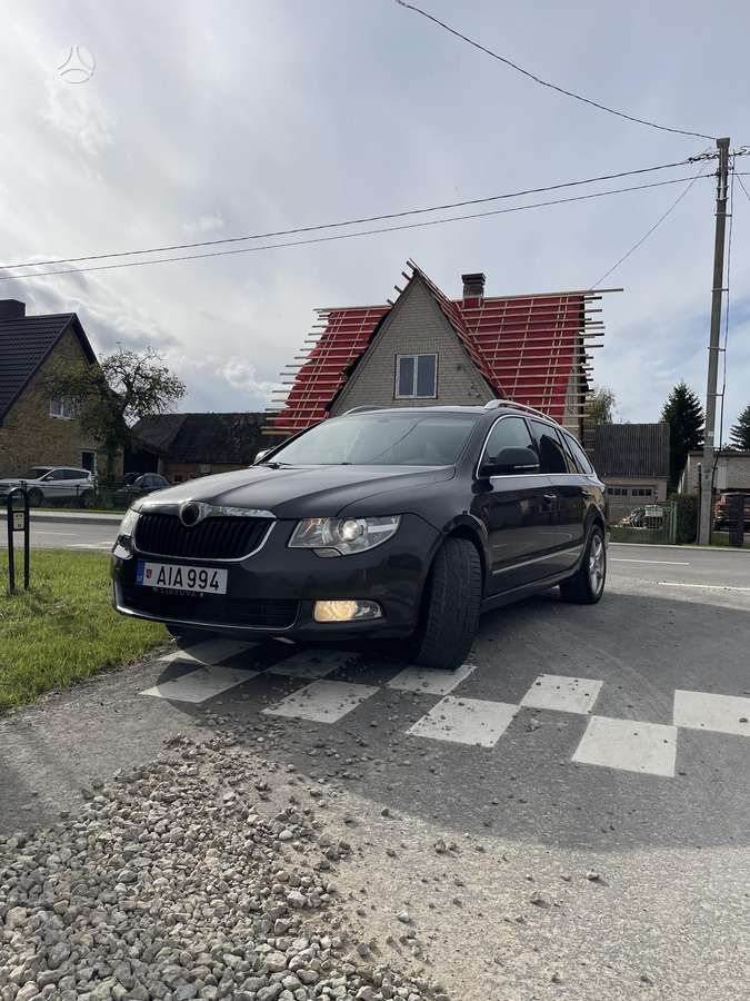 Skoda Superb 2010 — photo 5