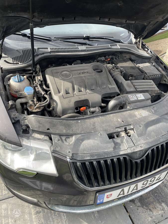 Skoda Superb 2010 — photo 7