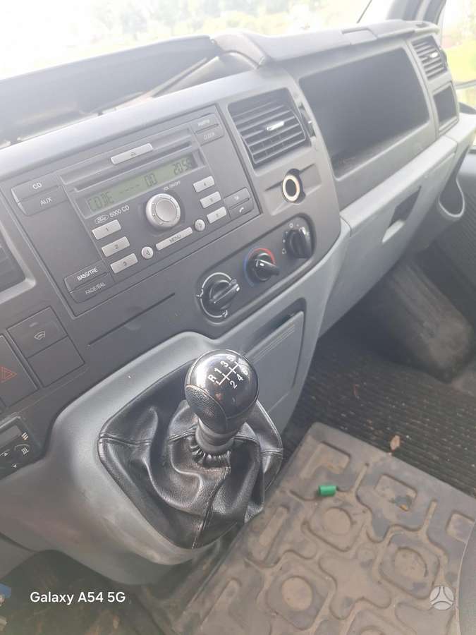 Ford Transit 2012 — photo 11