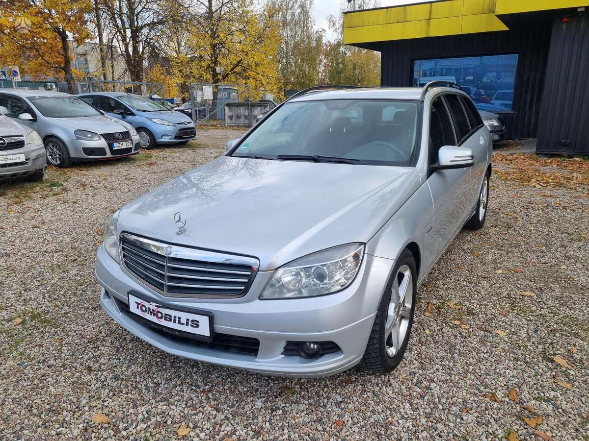 Mercedes-Benz C200 2010 — engine 2143 cm³, 136 HP (100kW)