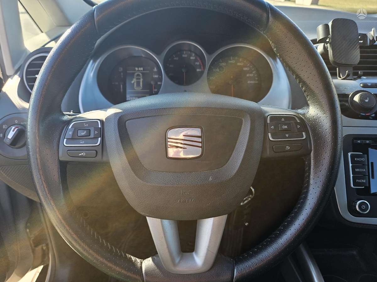 Seat Altea 2012 — photo 19