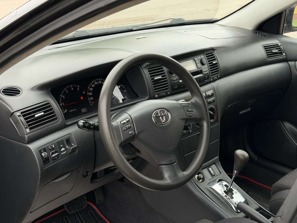 Toyota Corolla 2005 — photo 14