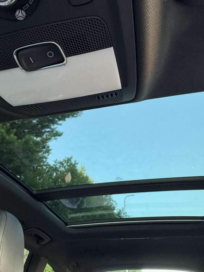 Audi A4 2010 — photo 13