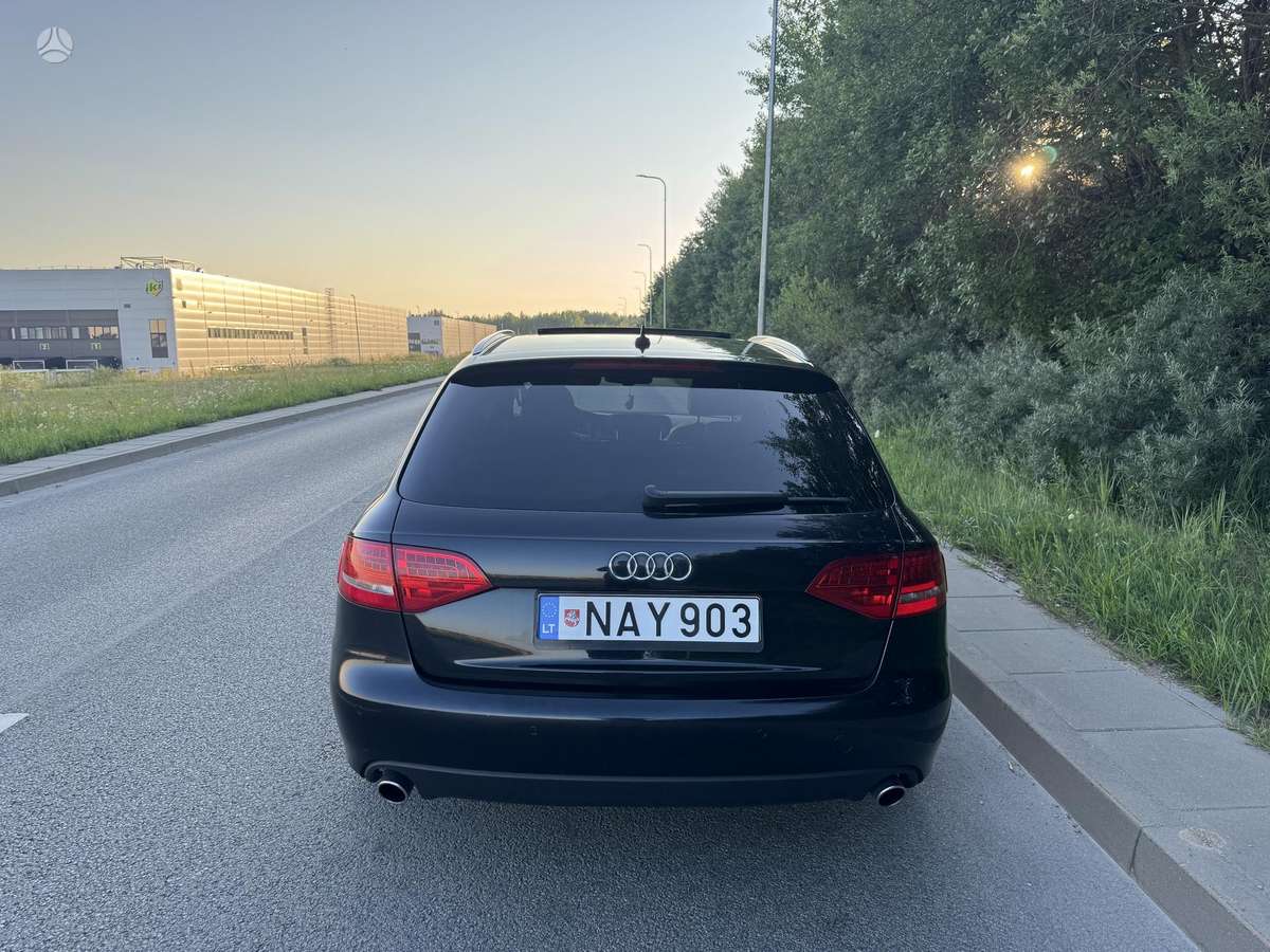 Audi A4 2010 — engine 2698 cm³, 190 HP (140kW)