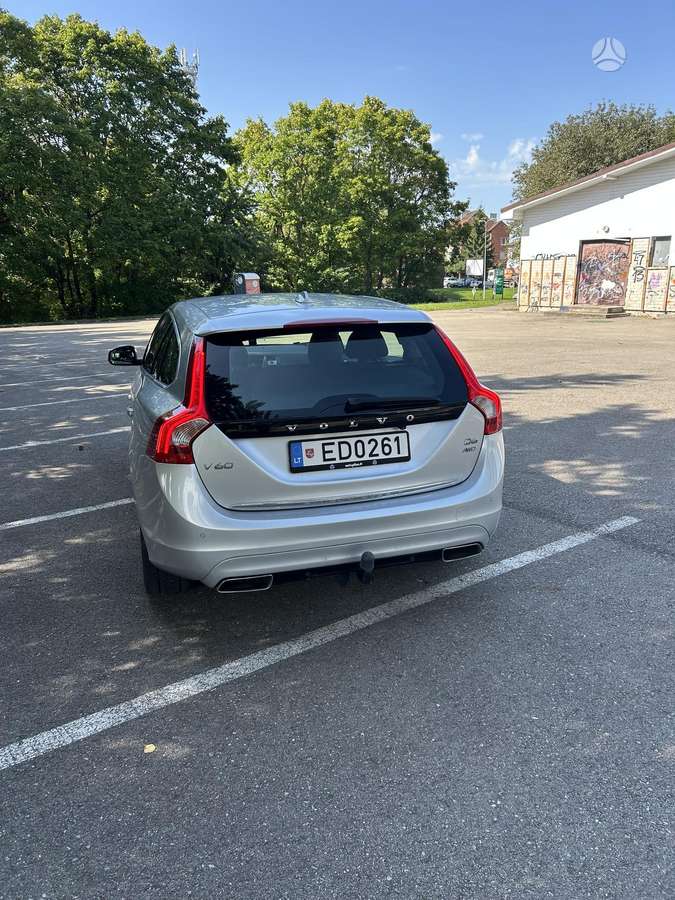 Volvo V60 2014 — photo 5