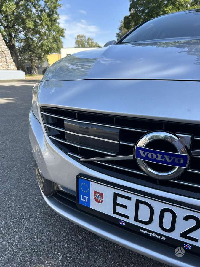 Volvo V60 2014 — photo 6