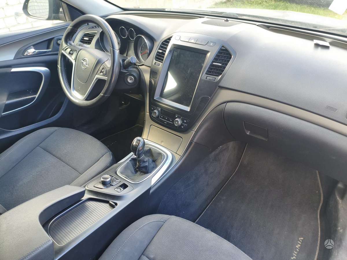 Opel Insignia 2009 — photo 6