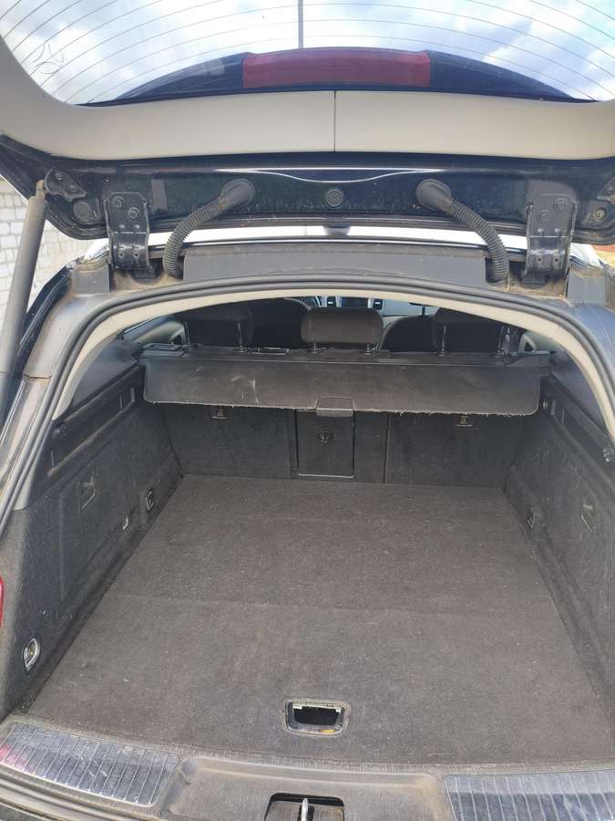 Opel Insignia 2009 — photo 8