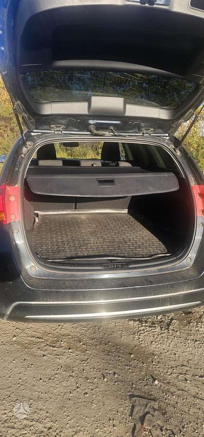 Toyota Auris 2014 — photo 11