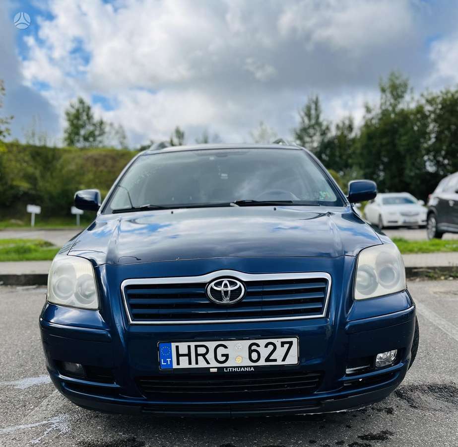 Toyota Avensis, 2005