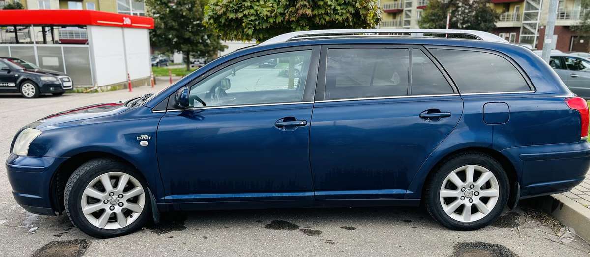 Toyota Avensis 2005 — photo 6