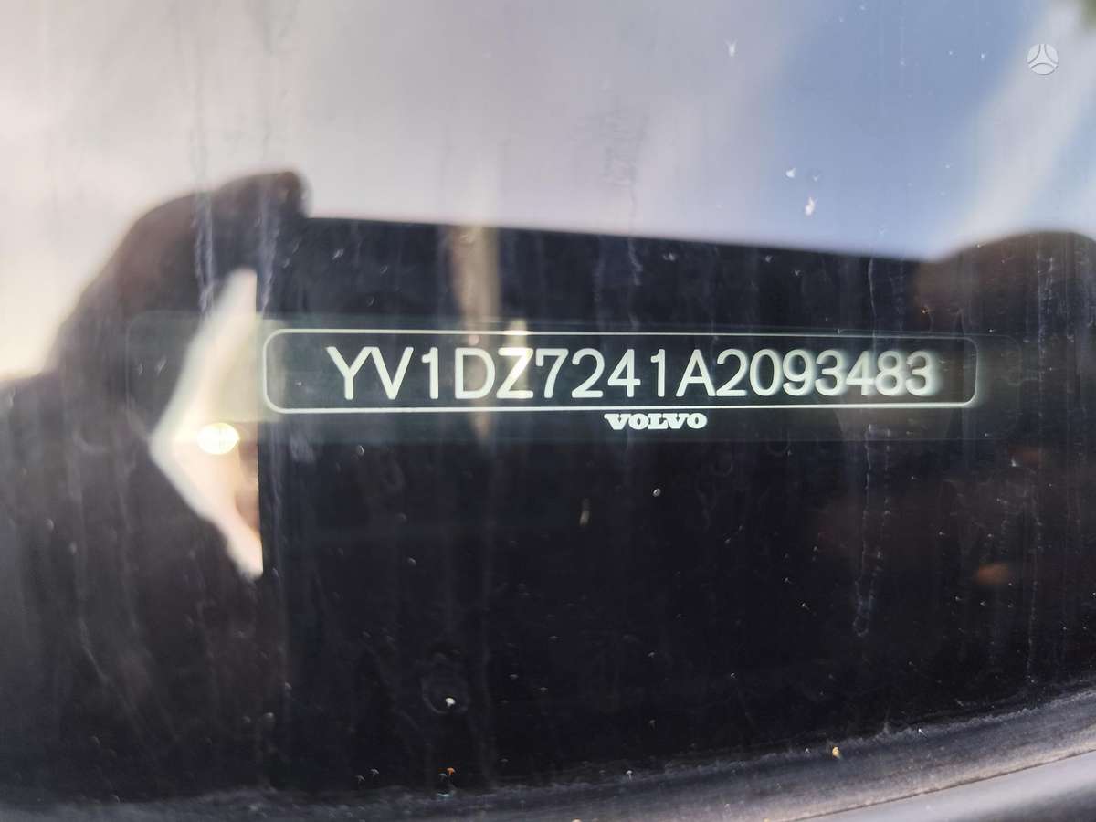 Volvo XC60 2010 — photo 11