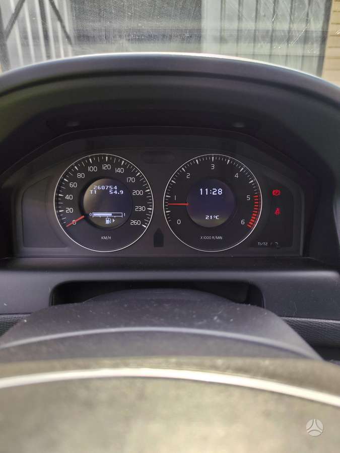 Volvo XC60 2010 — photo 5