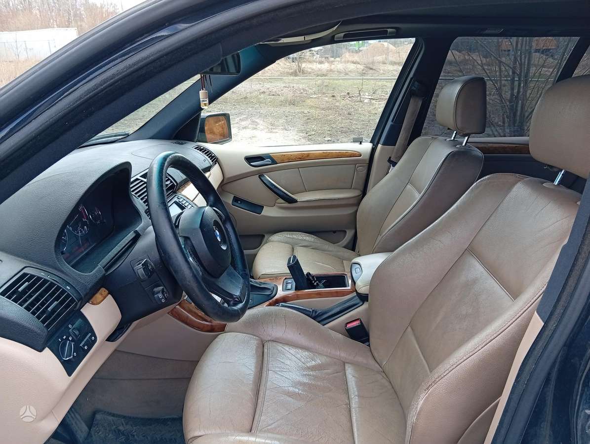 BMW X5 2004 — photo 10
