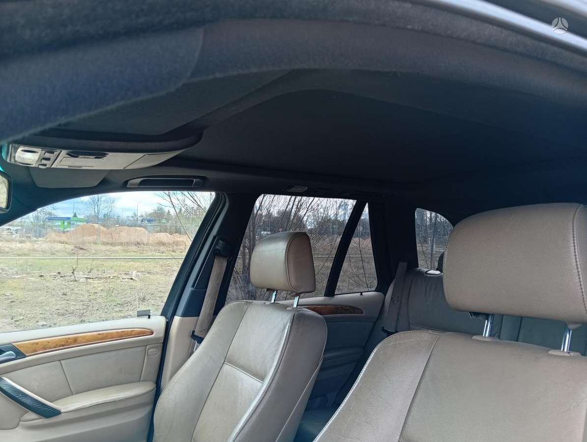 BMW X5 2004 — photo 11