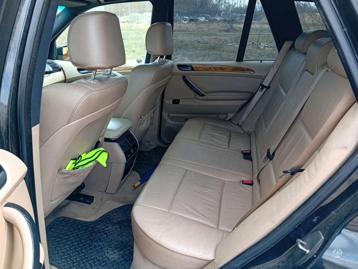 BMW X5 2004 — photo 12