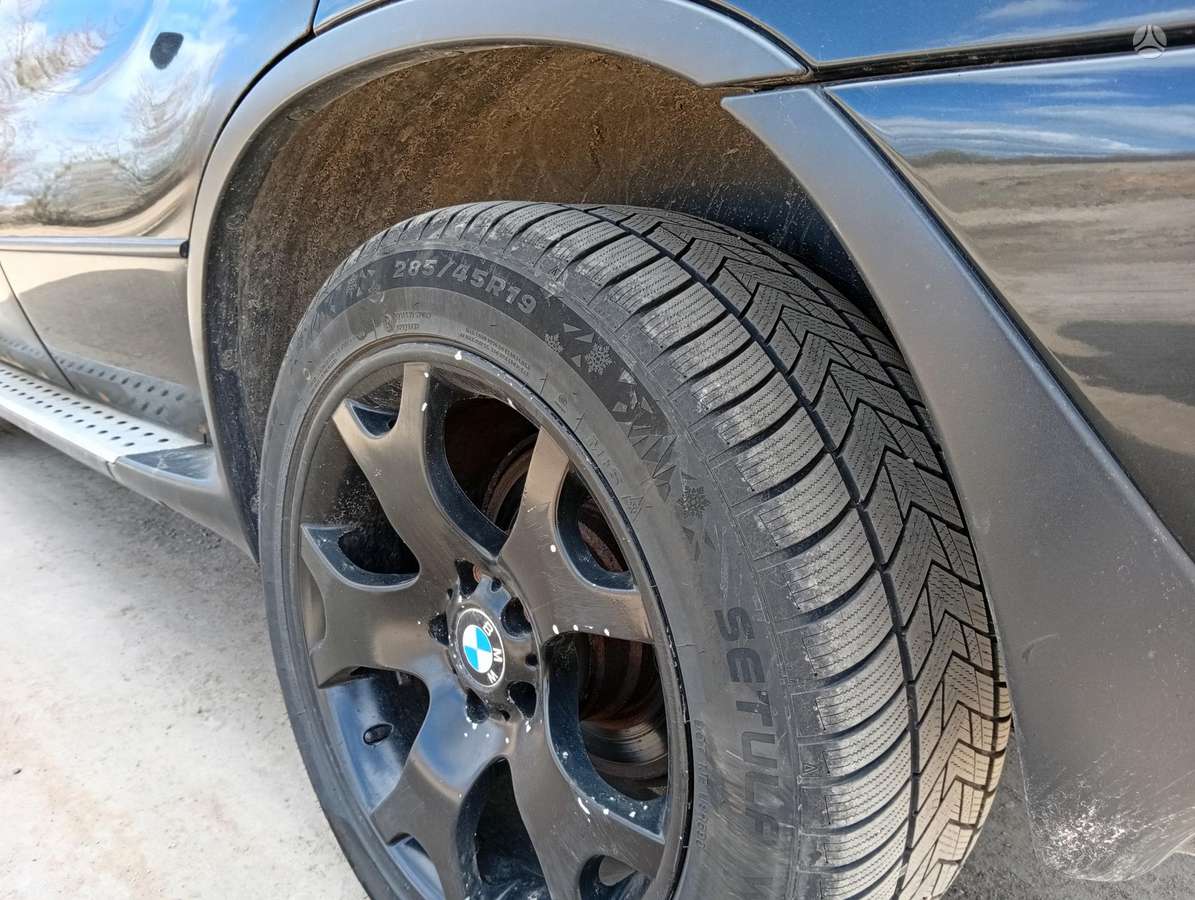 BMW X5 2004 — photo 16