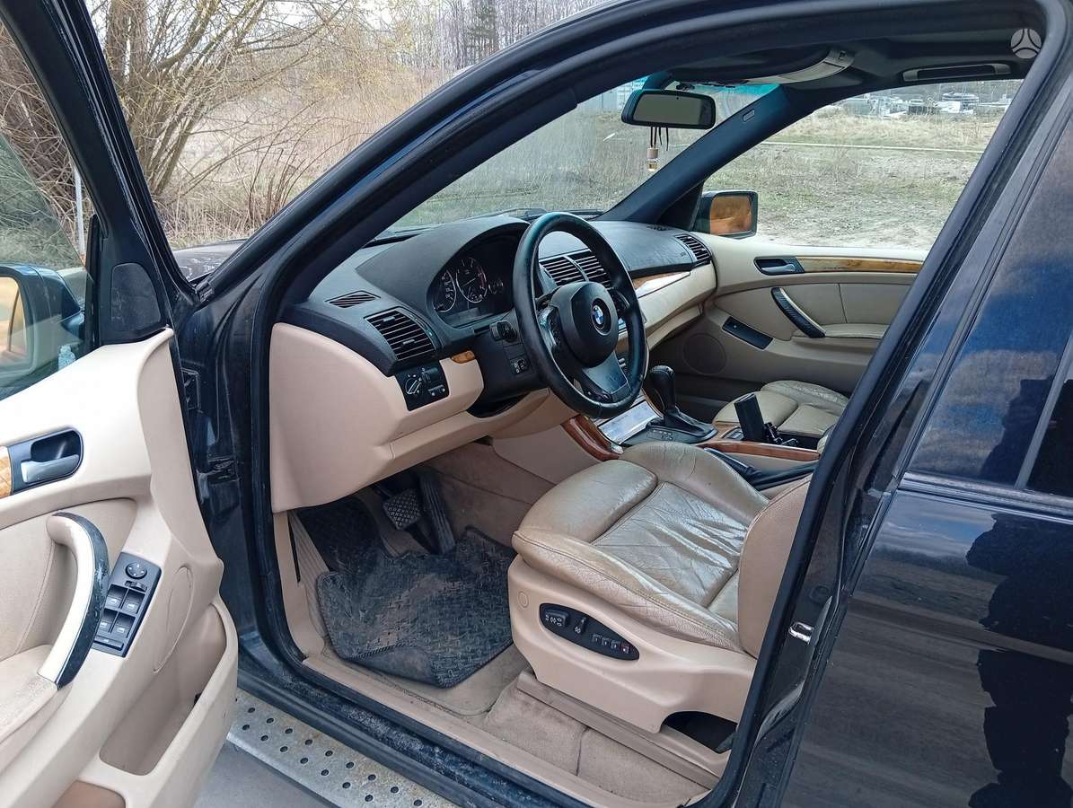 BMW X5 2004 — photo 9