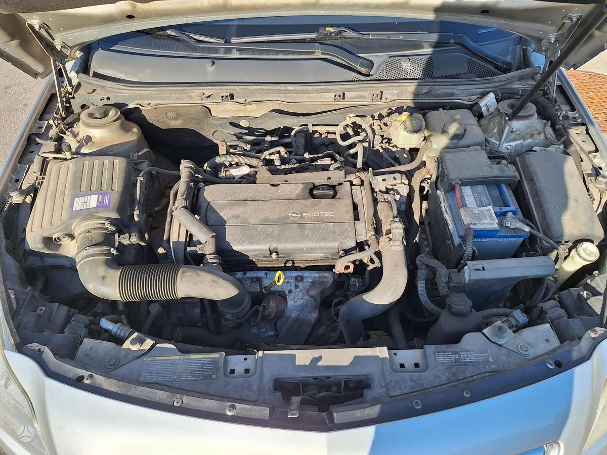 Opel Insignia 2009 — photo 7