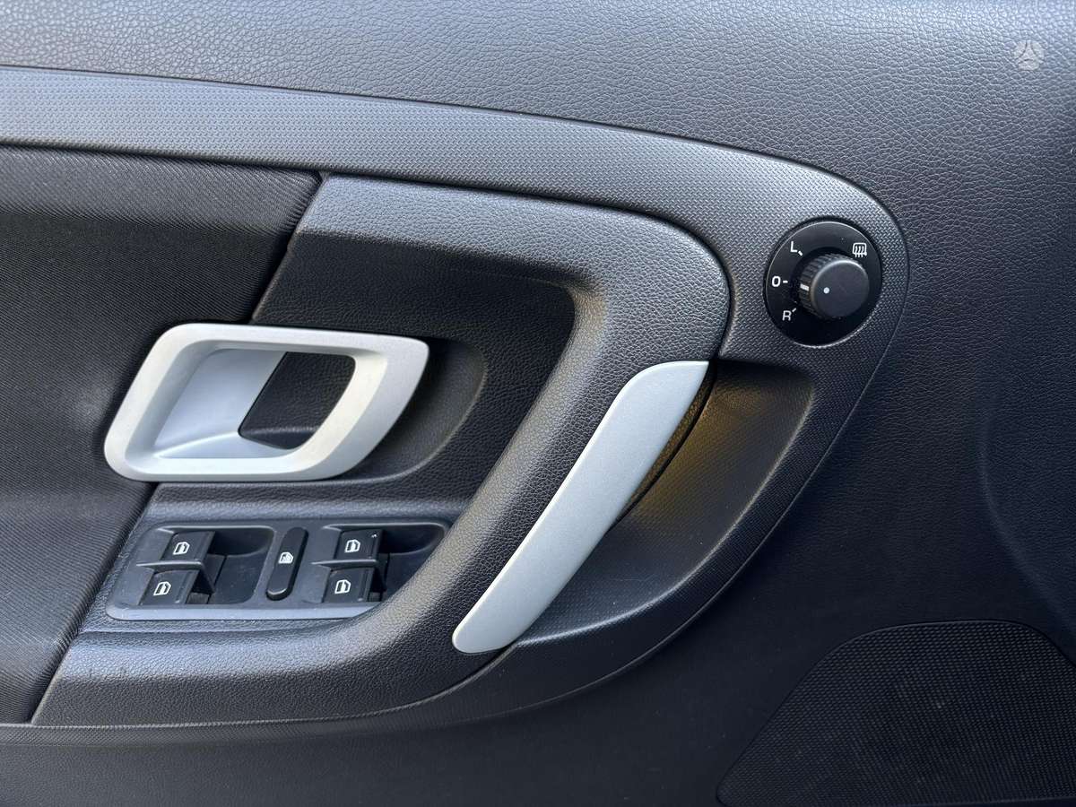 Skoda Roomster 2007 — фото 14